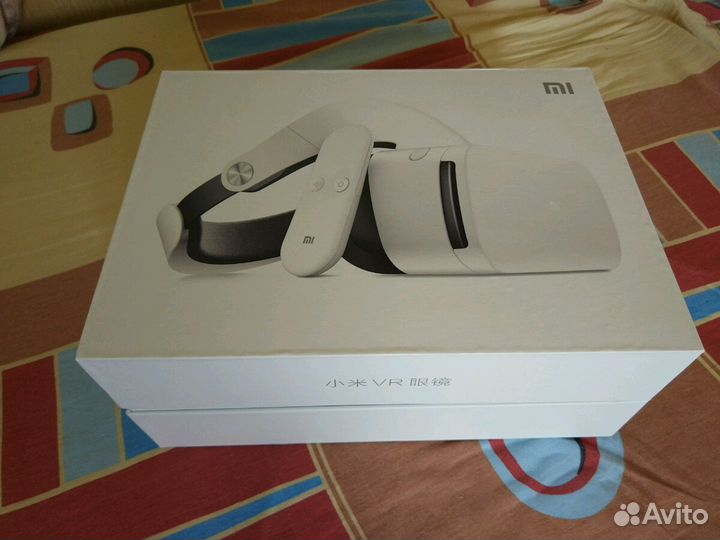 Xiaomi Mi VR - очки виртуальной реальности