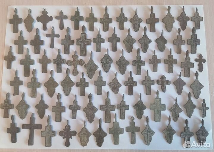 Старинные нательные кресты