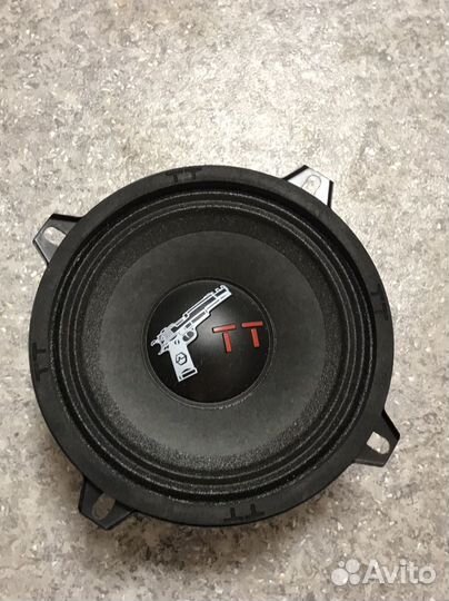 Динамики на машину в отличном состоянии