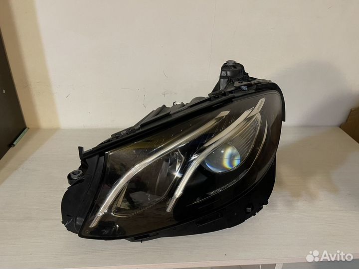 Фара mercedes W213