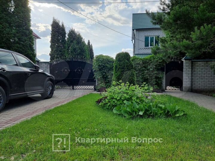Дом 200 м² на участке 12,5 сот.