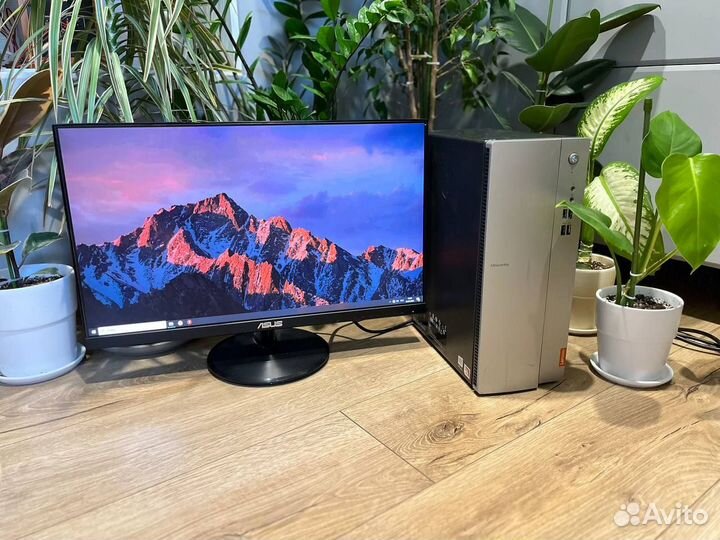 Фирменный Lenovo