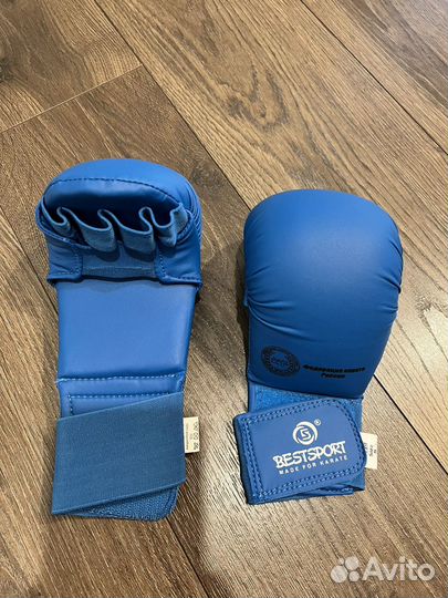 Перчатки для каратэ детские