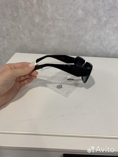 Солнцезащитные очки новые