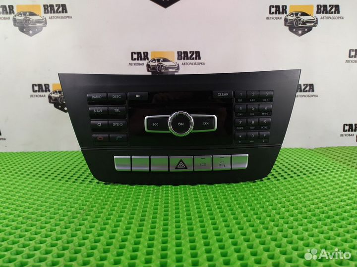 Магнитола Mercedes-Benz C-class