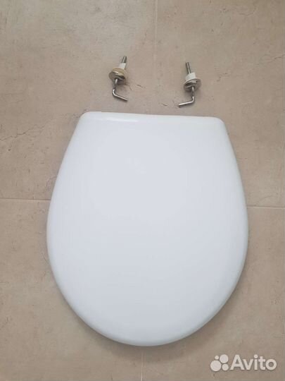 Сиденье д/унитаза, кувшин 3,5л пластмассовый