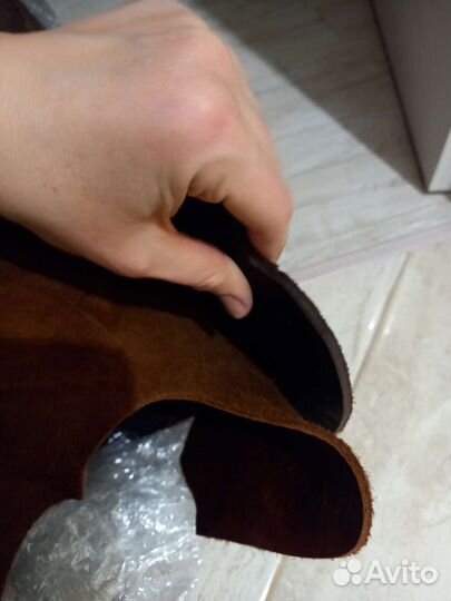 Натуральная шорно-седельная кожа