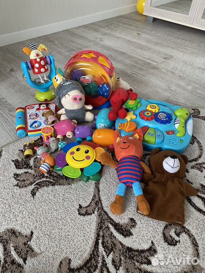 Игрушки набором