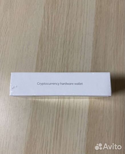 Аппаратный кошелек Ledger Nano S (Новый в пленке)