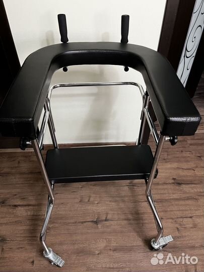 Ходунки-каталка с опорой под локоть для инвалидов
