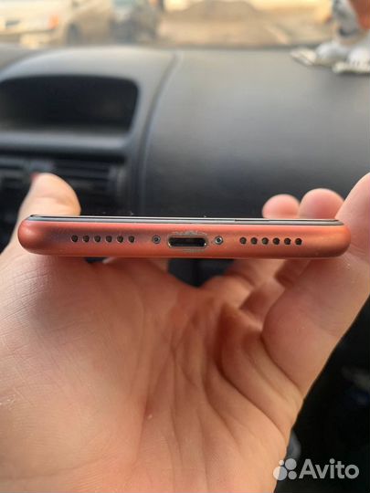 iPhone Xr, 64 ГБ