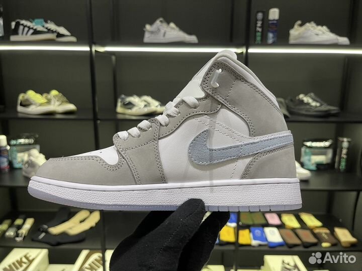 Кроссовки Nike Air Jordan 1 Mid OG “Wolf Grey Alum