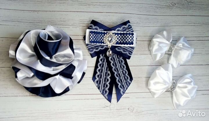 Галстук брошь и бантики ручной работы