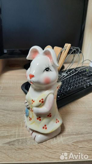 Подставка для кухонных принадлежностей