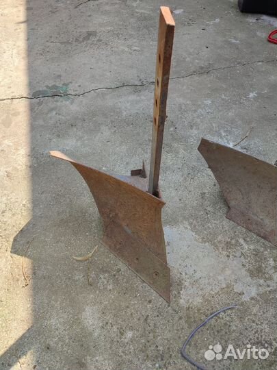 Плуг для мотоблока