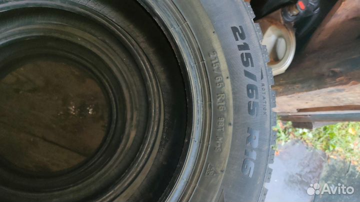 Formula Ice 215/65 R16