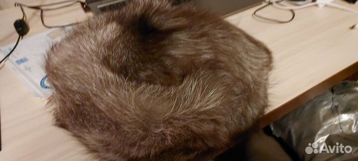 Продаю Шапку с воротником из песца