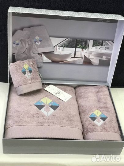 Махровые полотенца новые