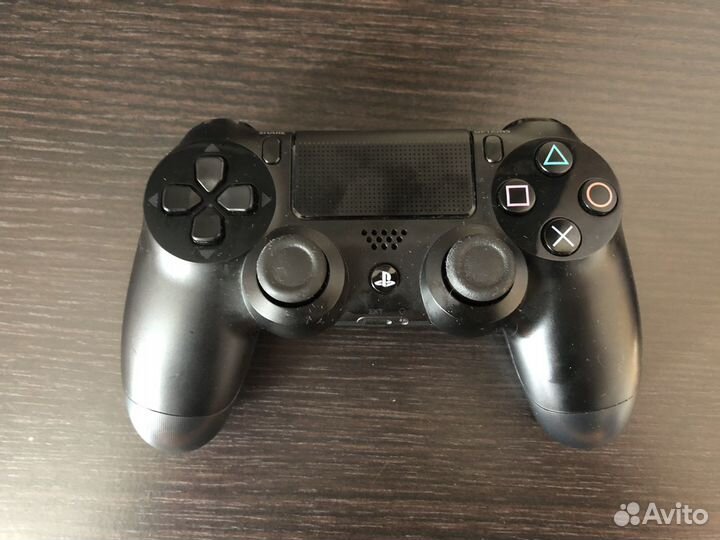 Джостик Sony PS4