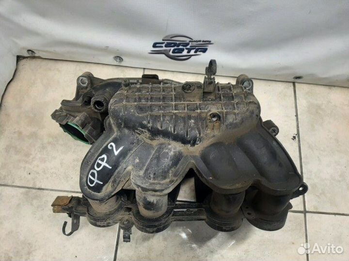 Коллектор впускной Ford Focus седан sida 2009
