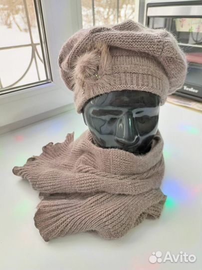 Комплект шапка и шарф женские