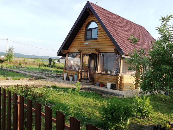 Дом 61 м² на участке 10 сот.