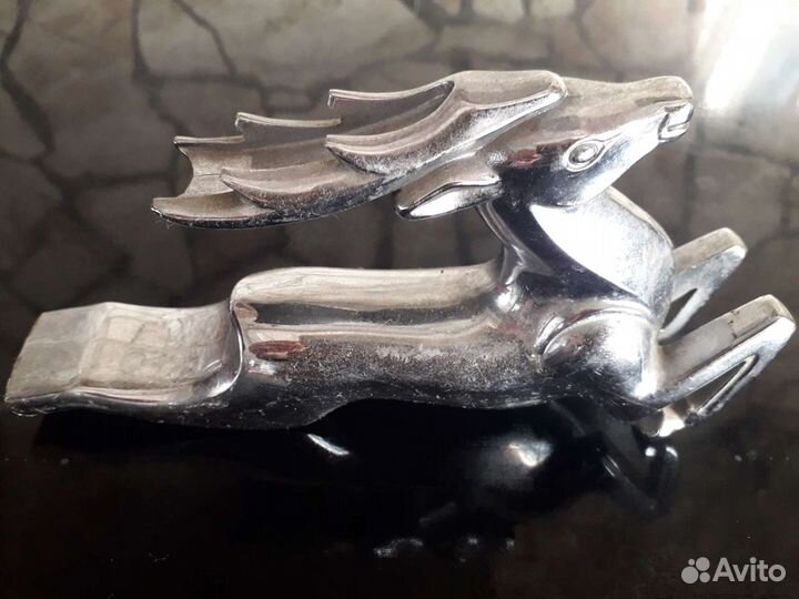 Олень с газ-21 и кронштейн от зеркала, СССР