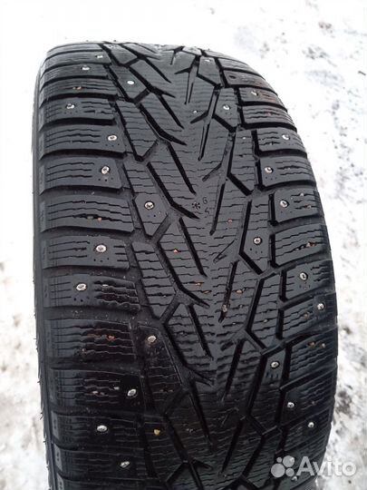 Nokian Tyres Hakkapeliitta 7 245/40 R19 98T