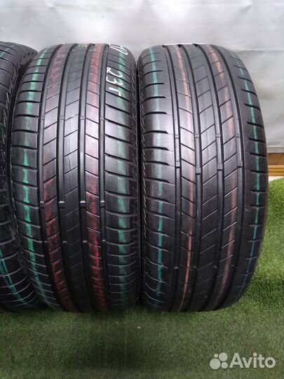 Bridgestone Turanza T005 215/55 R17 94W