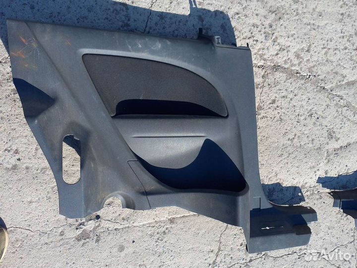 Обшивка салона задняя Opel Corsa D купе