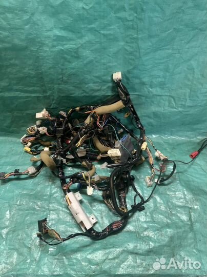 Коса салона mitsubishi lancer 9 2007 4g18