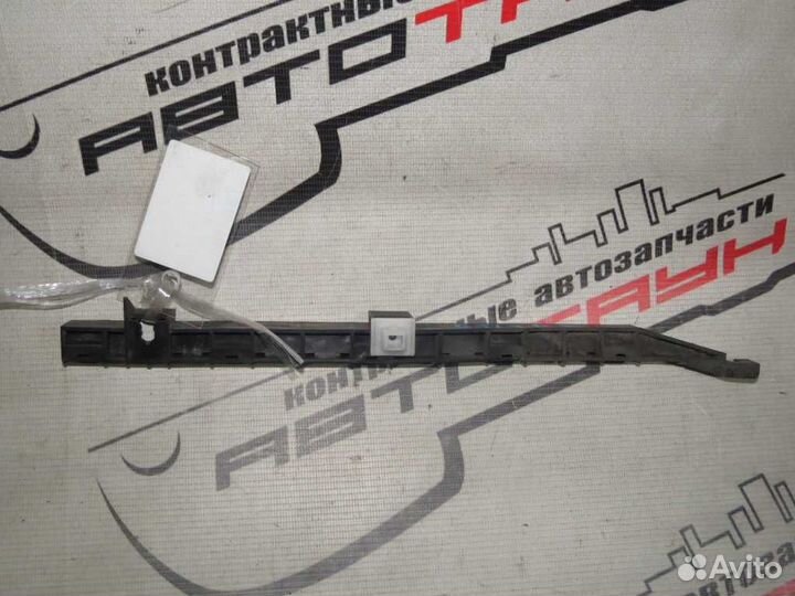 Кронштейн бампера honda FIT GD1 GD2 GD3 GD4 задний правый 71593SAA013