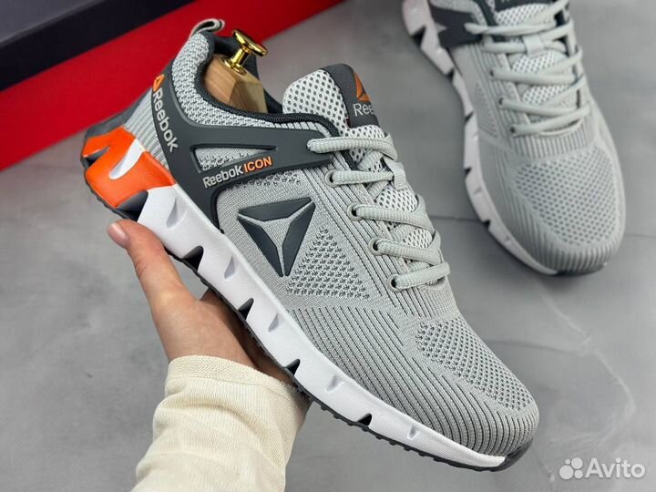 Кроссовки Reebok zignano