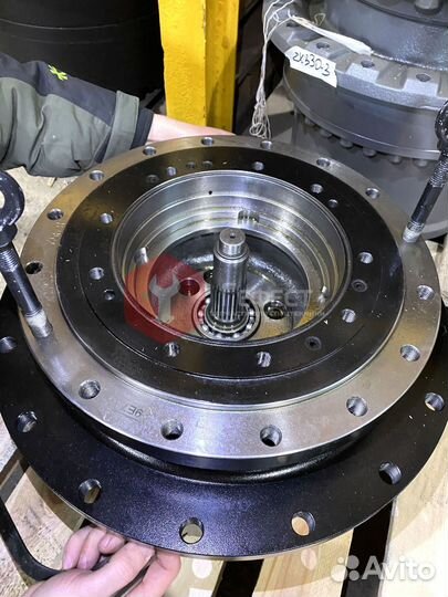 Бортовой редуктор Hitachi ZX160LCT 4466663