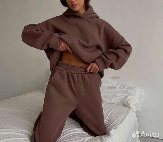 Спортивный костюм женский