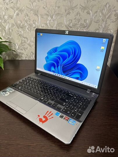 Игровой ноутбук Samsung