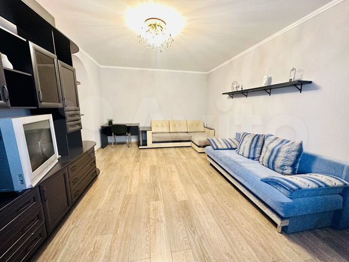 2-к. квартира, 72 м², 6/14 эт.
