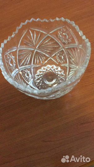 Хрустальная ваза