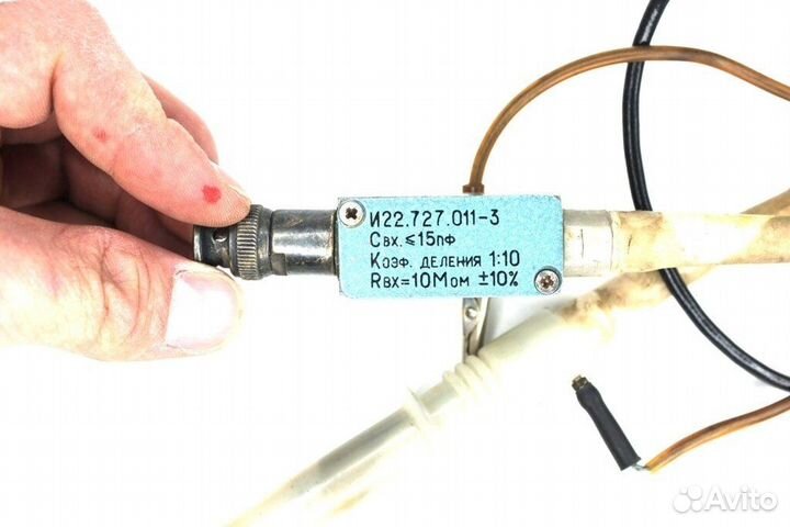 Делитель И22.727.011-3 1:10 15 пФ 10 мом из зип с