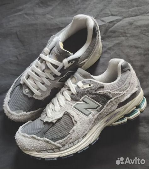 Кроссовки New balance 2002r