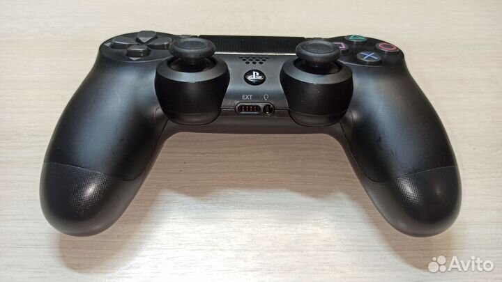 Геймпад Dualshock 4v2 оригинал