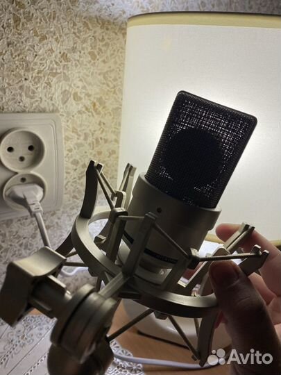 Студийный микрофон neumann tlm 103 реплика