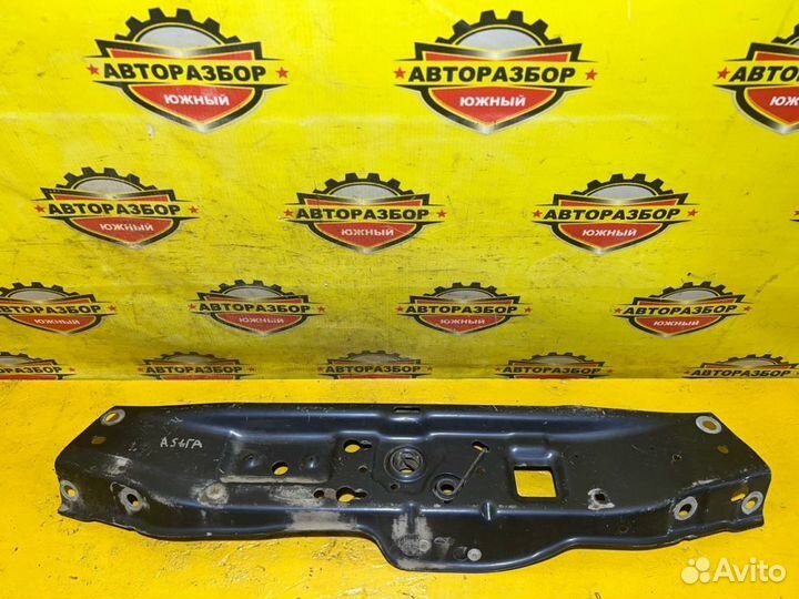 Накладка замка капота Opel Astra H