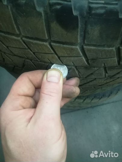 Bridgestone Blizzak DM-V1 225/65 R18