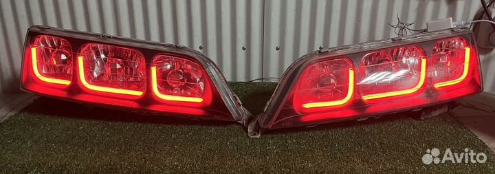 Фары Тoyota Мark 2 100 цветные глазки