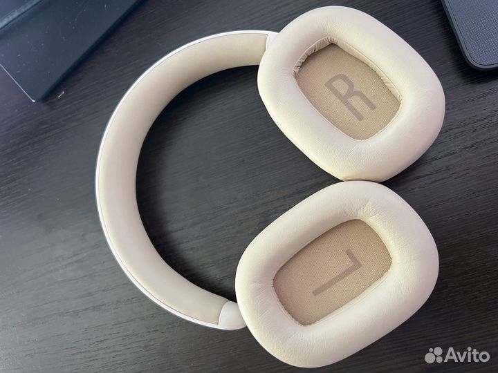 Беспроводные наушники baseus