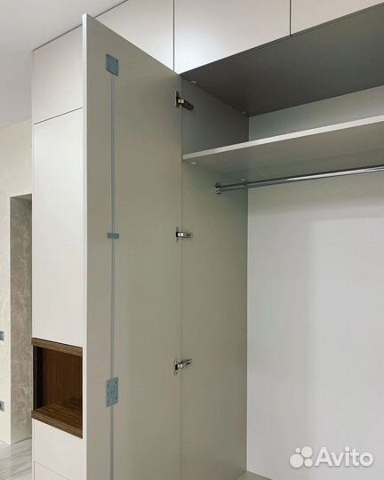 Шкаф распашной от производителя