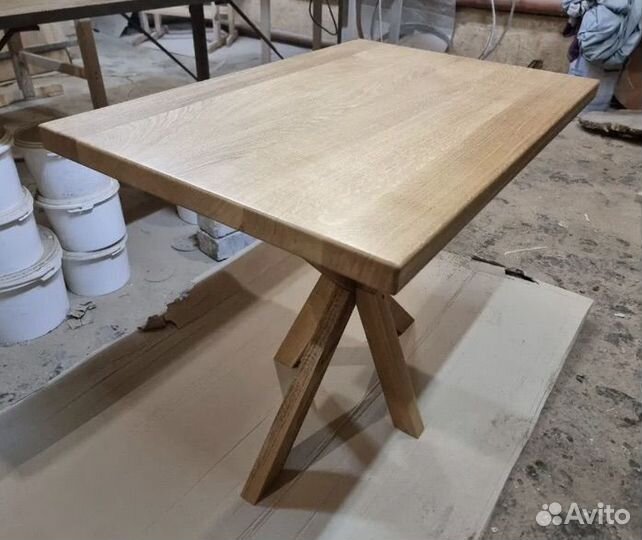 Стол из массива