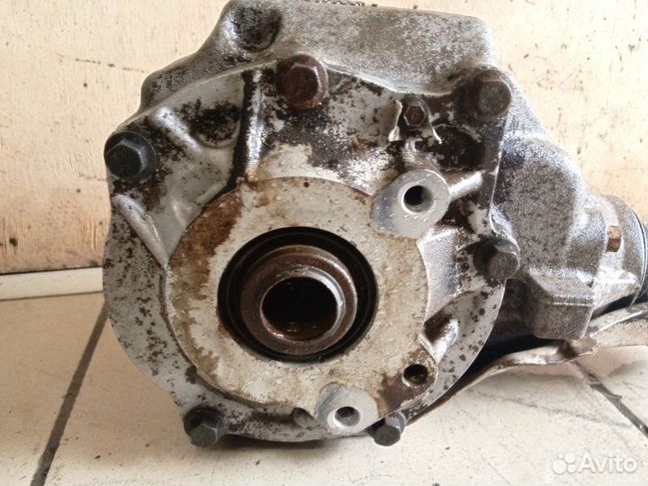 Коробка раздаточная Volvo S80