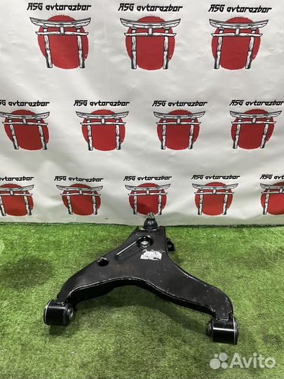 Рычаг нижний правый Mitsubishi Pajero Sport, L200